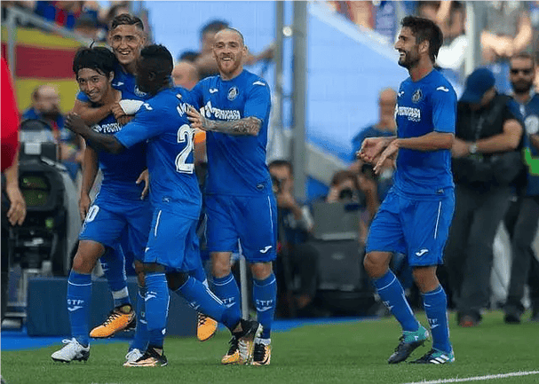 赛后体能课后，比利亚雷亚尔内部沟通备战葡超，管理层满意，年轻球员得到机会的简单介绍