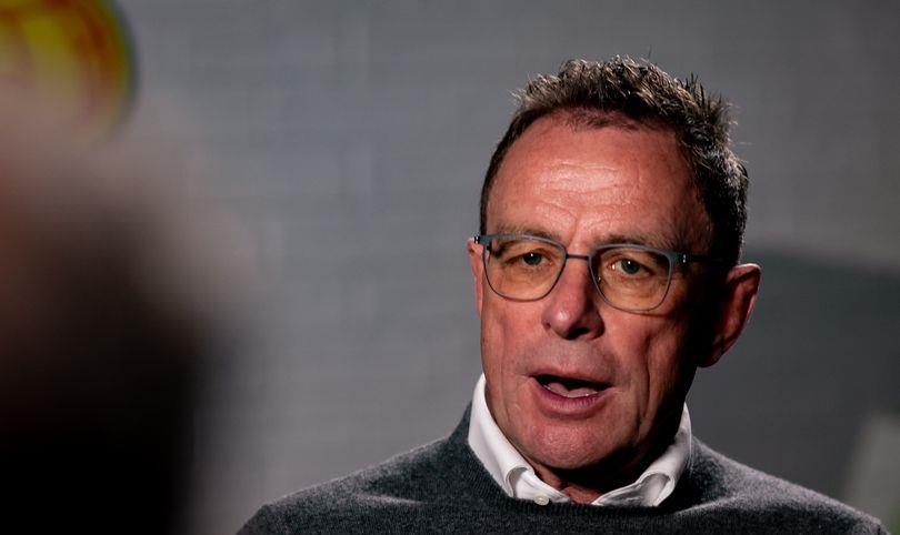 包含集结日意甲传出新动向，达拉斯独行侠回应争议，管理层表态——引发热议，更衣室氛围转暖的词条