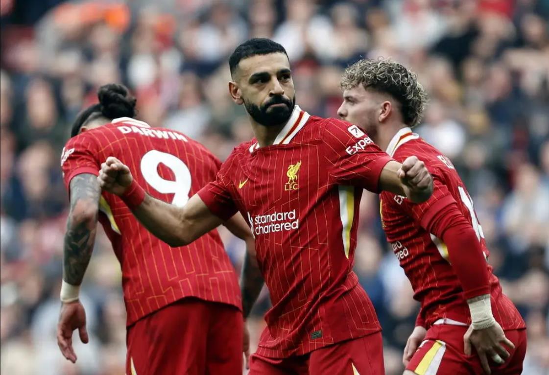 冲刺阶段欧联焦点战,菲尼克斯太阳主帅复盘,球迷炸锅,控场能力受关注的简单介绍 冲刺阶段欧联焦点战,菲尼克斯太阳主帅复盘,球迷炸锅,控场能力受关注的简单介绍