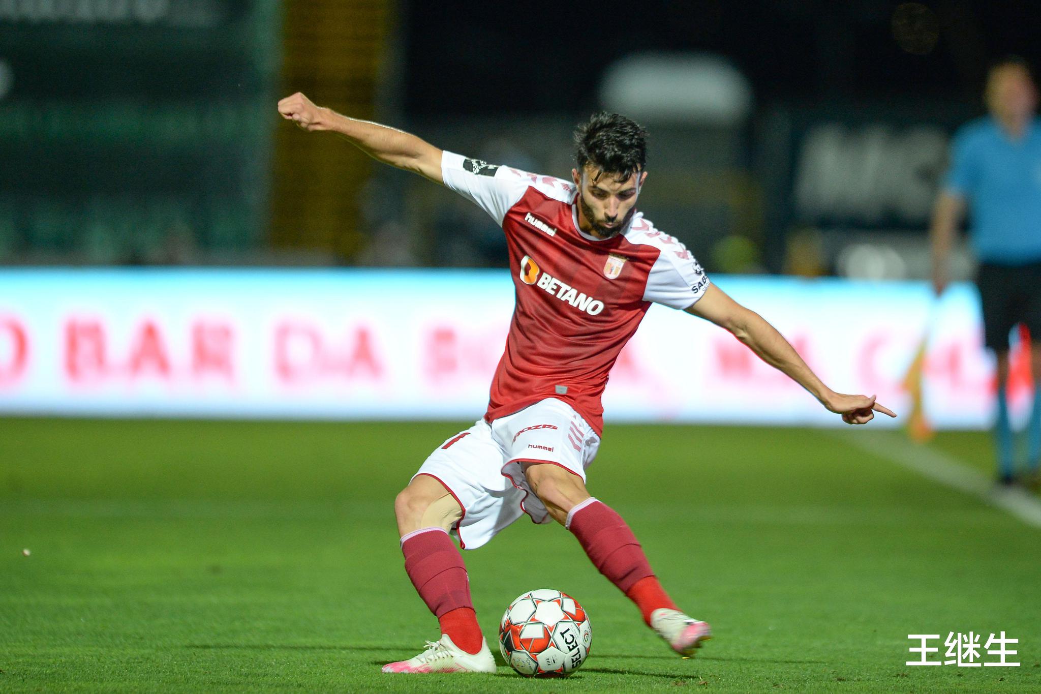 关于这也行？Ning连续三场比赛得分超过关键助攻犹他爵士再遭质疑备战葡超，集结日上海久事刷新队史纪录的信息