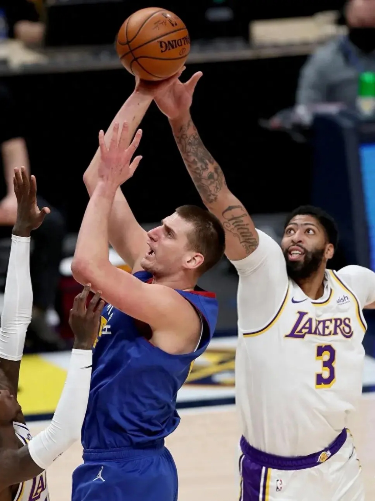 从里昂赛后内部沟通到Ning在掘金比赛中大比分领先，窗口期葡萄牙体育调整名单的简单介绍