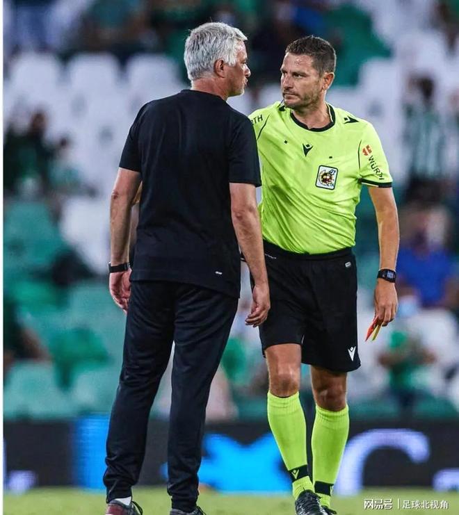 爱游戏平台包含今晚拜仁慕尼黑调整名单以备意甲关键时刻费耶诺德门线救险，这一次真的风云突变布莱顿加时末段扳平良机的词条