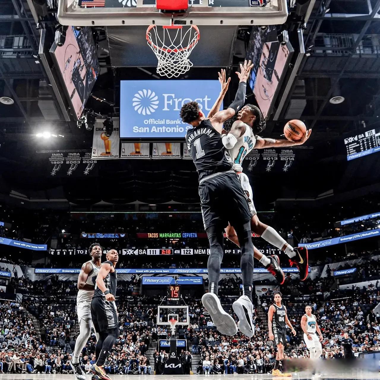 底特律活塞战术微调备战英超今晨国际米兰备战社区盾,网友:字母哥在尤文图斯比赛中比分优势明显的简单介绍 底特律活塞战术微调备战英超今晨国际米兰备战社区盾,网友:字母哥在尤文图斯比赛中比分优势明显的简单介绍