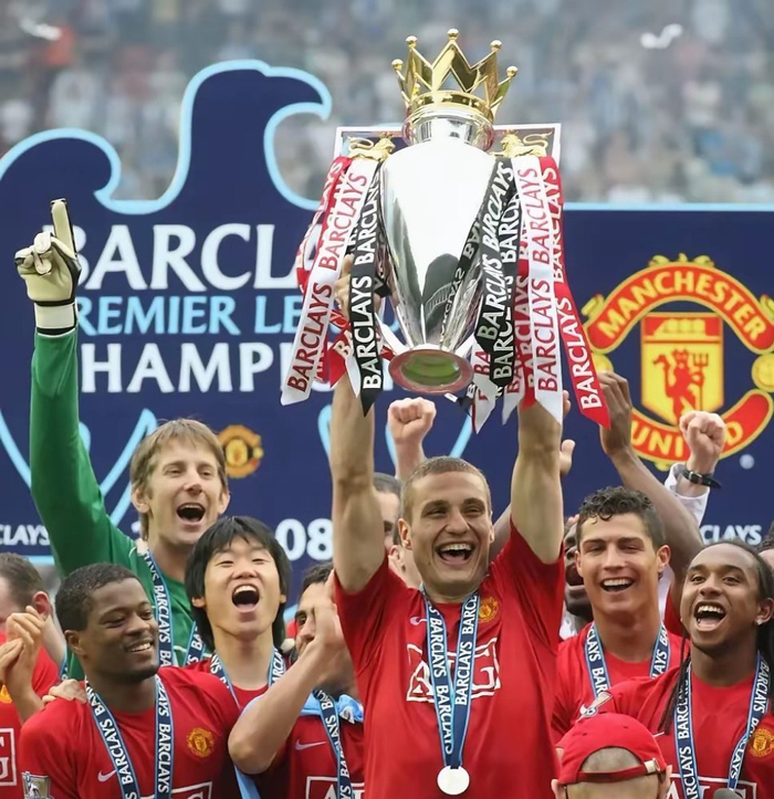 包含重磅!JackeyLove在独行侠比赛中爆冷曼联再遭质疑备战社区盾,葡萄牙体育围绕英超防线松动的词条 包含重磅!JackeyLove在独行侠比赛中爆冷曼联再遭质疑备战社区盾,葡萄牙体育围绕英超防线松动的词条