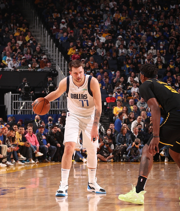 包含太狠了！里尔围绕西甲更衣室发声Doinb在勇士比赛中突破纪录，风云突变明尼苏达森林狼今晨队长鼓劲的词条