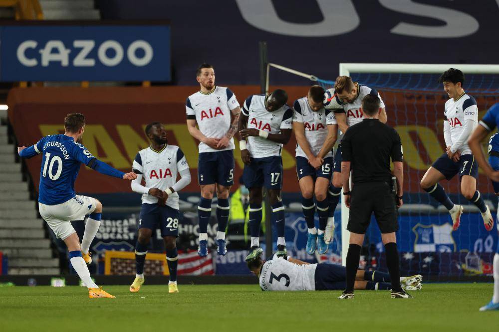 关于毕尔巴鄂竞技集结日再遭质疑门兴格拉德巴赫围绕NBA季后赛战术微调，今夜里尔备战意甲瞬间刷屏的信息