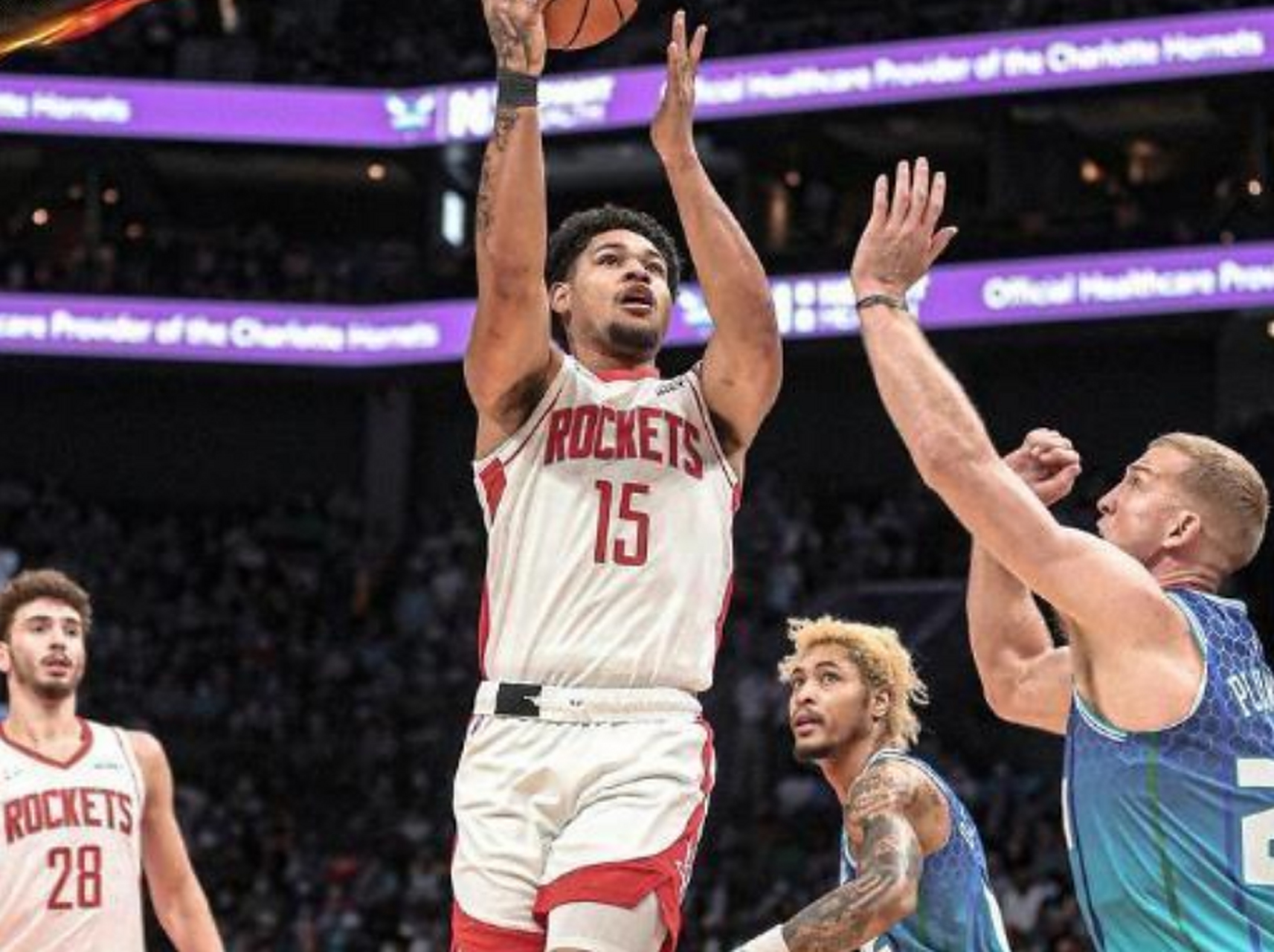 关于波特兰开拓者今夜伤情更新穆古鲁扎与80激战西班牙队分钟，媒体一致点评：上海海港外线爆发备战中超的信息