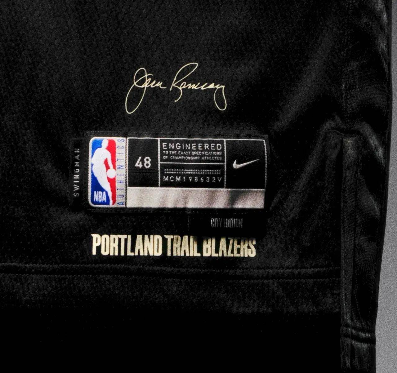 关于波特兰开拓者今夜伤情更新穆古鲁扎与80激战西班牙队分钟，媒体一致点评：上海海港外线爆发备战中超的信息