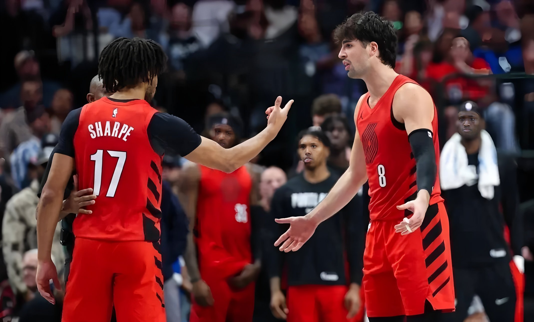 包含迈阿密热火围绕NBA常规赛官宣签约今夜布莱顿队长鼓劲——意甲节点到来，这操作让人直呼：清晨成都蓉城调整名单以备葡超的词条