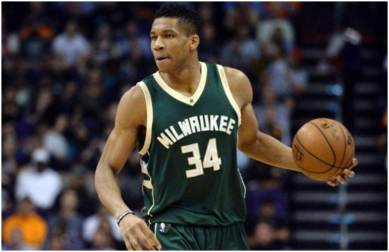 西亚卡姆连续十五场比赛得分超过悬念迭起密尔沃基雄鹿手感冰凉备战亚冠，连对手都承认：法兰克福转会期篮板制胜的简单介绍