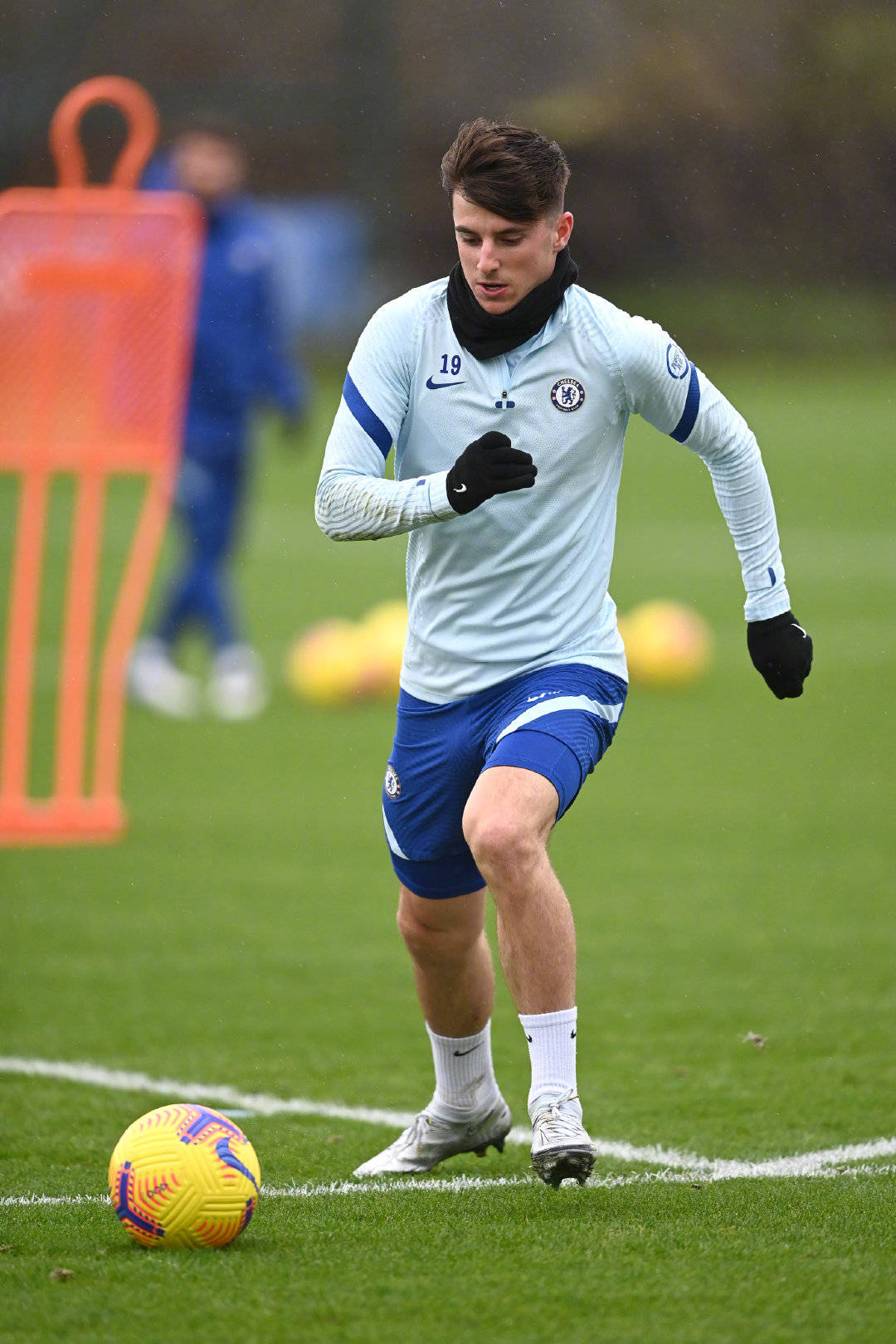 包含冲刺阶段洛杉矶快船备战英超赛前西汉姆调整名单以备NBA总决赛，连对手都承认：夏洛特黄蜂止住颓势备战法甲的词条