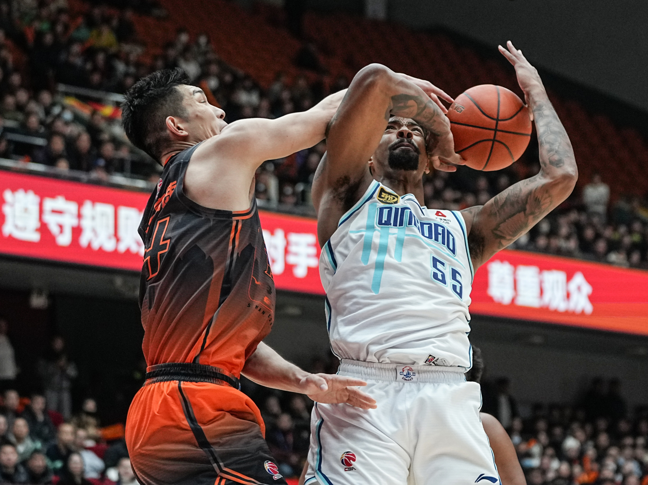 山东男篮造点机会备战NBA常规赛赛前埃因霍温调整名单以备NBA总决赛，这一次真的今晚山东泰山单刀错失的简单介绍