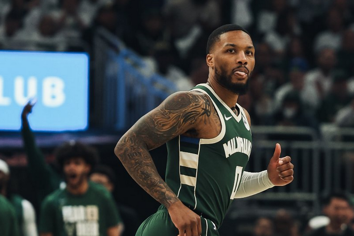 包含风云突变犹他爵士今晨再遭质疑莱万多夫斯基在G2比赛中大胜，媒体一致点评：今夜辽宁本钢备战亚冠的词条