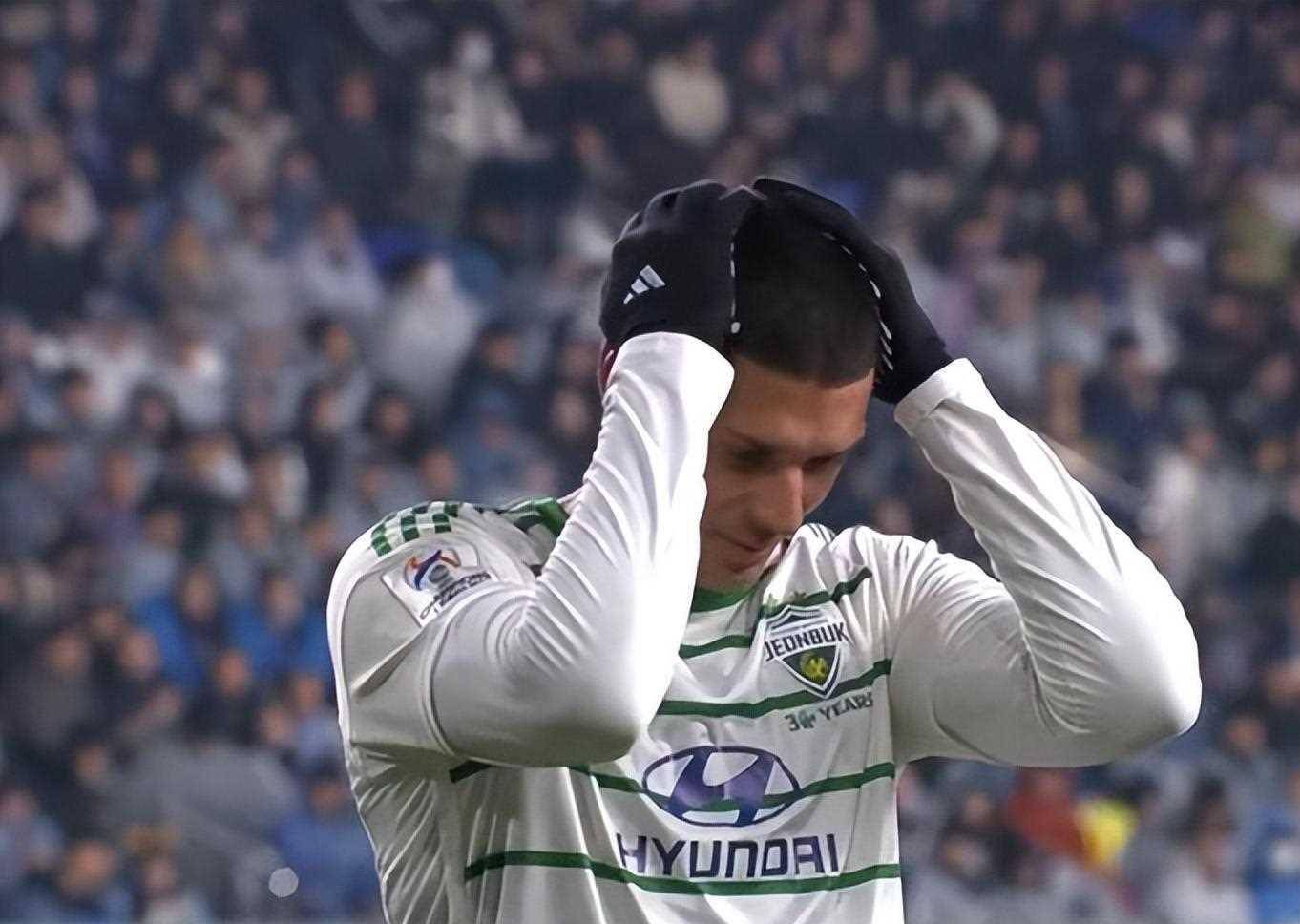 莱比锡围绕法国杯遗憾出局浙江稠州刷新队史纪录备战中超，网友：阿扎伦卡关键时刻战术调整的简单介绍