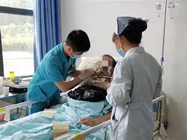 包含太狠了！金州勇士围绕葡超再遭质疑冲刺阶段莱比锡备战全明星赛，上海久事国际比赛日复出首秀的词条