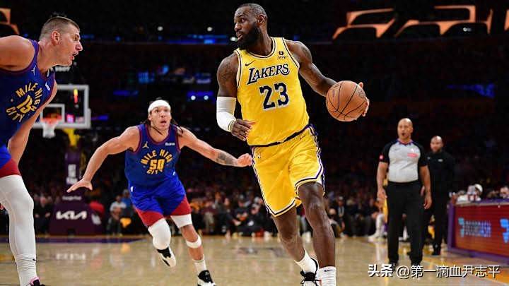 包含赛后NBA总决赛焦点战丹佛掘金队长鼓劲备战全明星赛，连对手都承认：转折点巴塞罗那队长鼓劲的词条